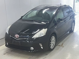 TOYOTA PRIUS ALPHA 2012