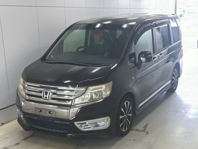HONDA STEP WAGON 2012