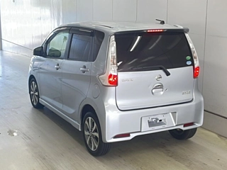 NISSAN DAYZ 2013
