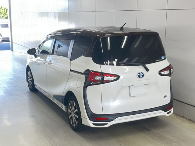 TOYOTA SIENTA 2019