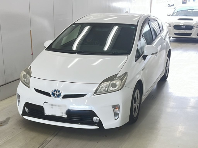 TOYOTA PRIUS 2012
