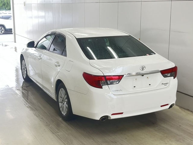 TOYOTA MARK X 2015