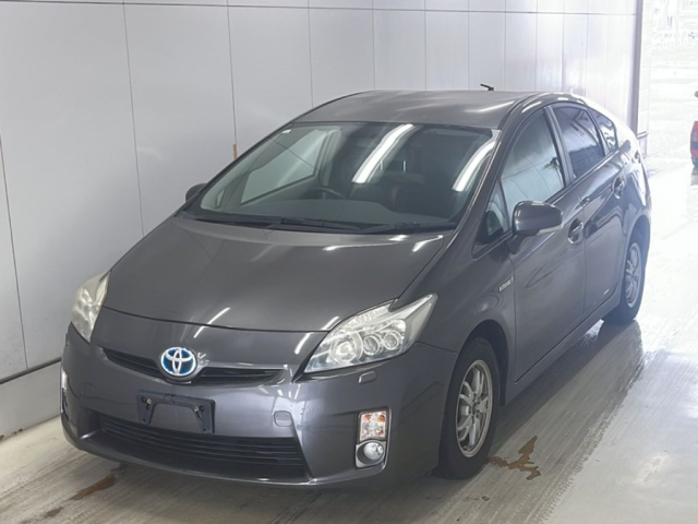 TOYOTA PRIUS 2011
