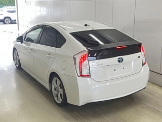 TOYOTA PRIUS 2014
