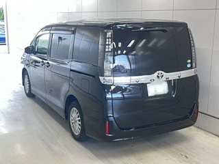 TOYOTA VOXY 2016