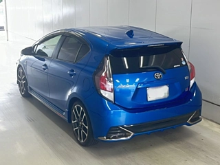 TOYOTA AQUA 2018