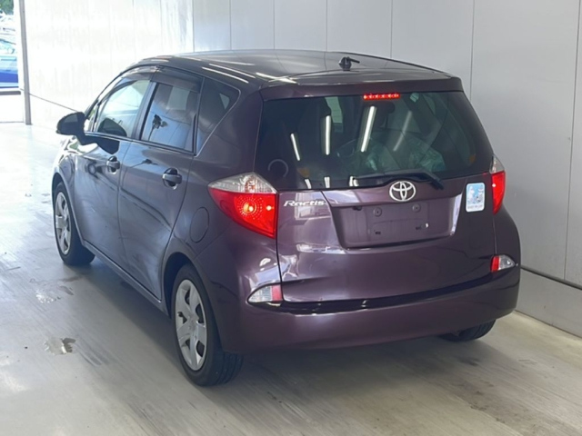 TOYOTA RACTIS 2014