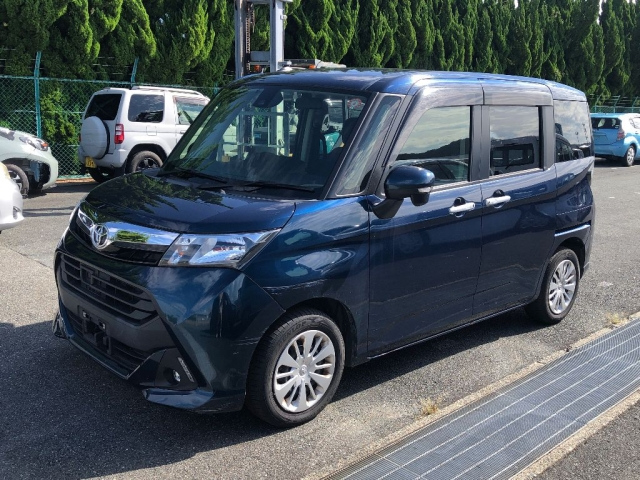 TOYOTA TANK 2017