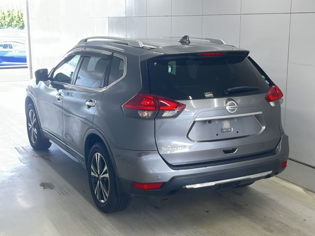 NISSAN X-TRAIL 2018