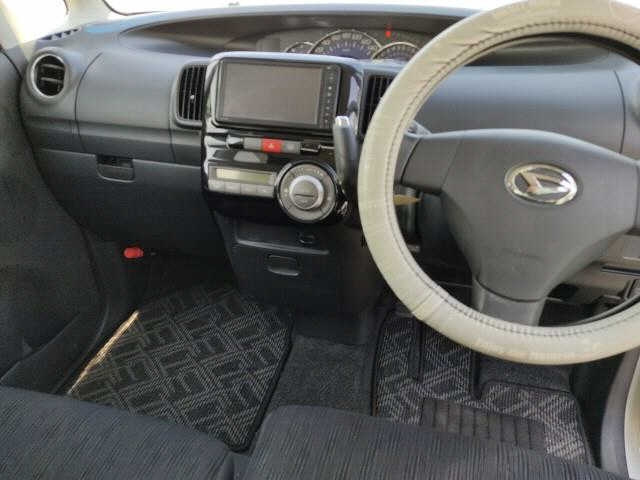 DAIHATSU TANTO 2013