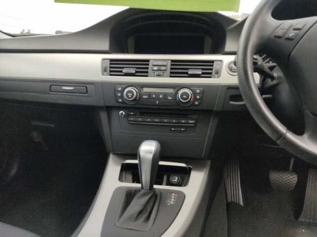 BMW 3 SERIES 2011