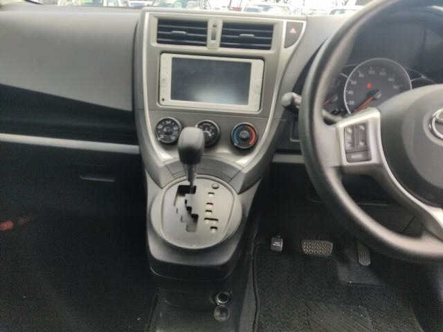 TOYOTA RACTIS 2012