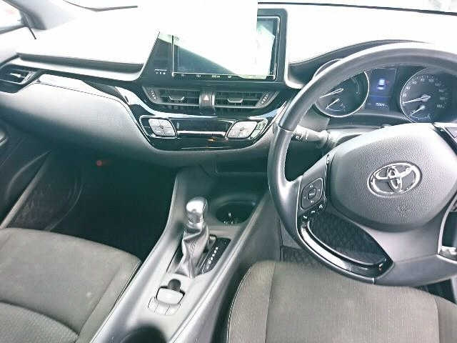 TOYOTA C-HR 2019