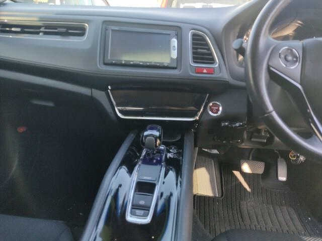 HONDA VEZEL 2015