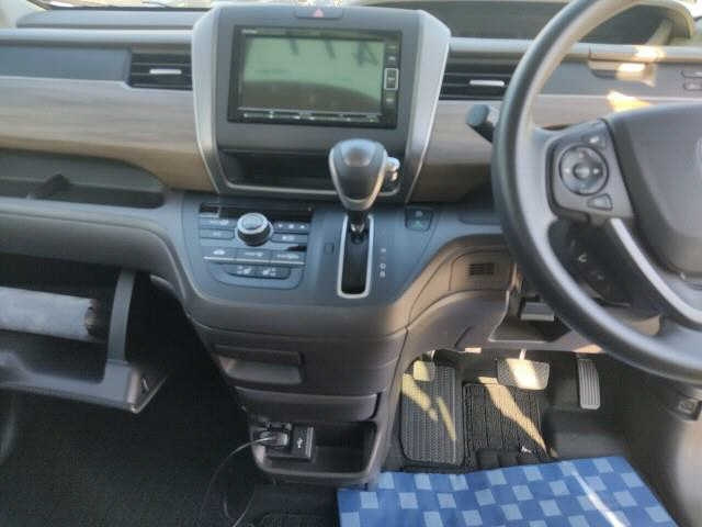 HONDA FREED 2022