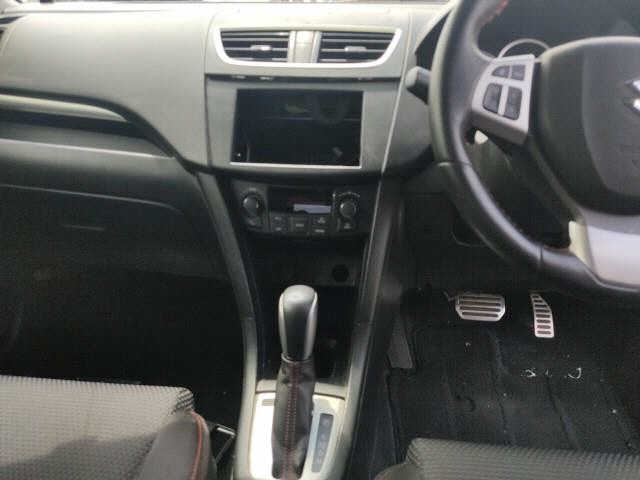 SUZUKI SWIFT 2012