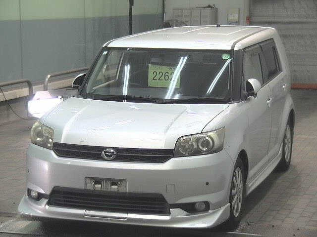 TOYOTA COROLLA RUMION 2010