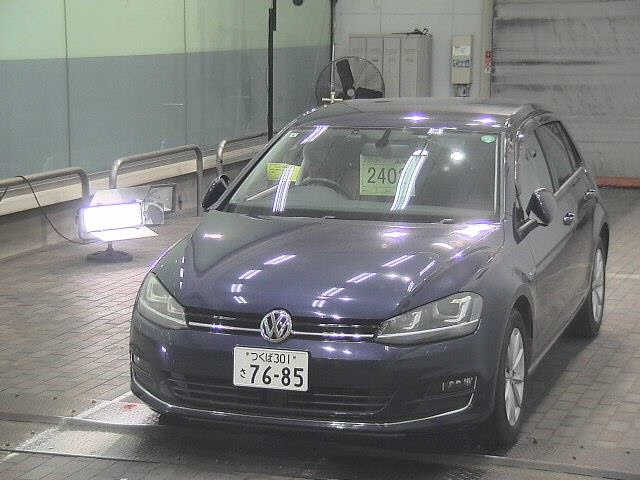 VOLKSWAGEN GOLF 2015