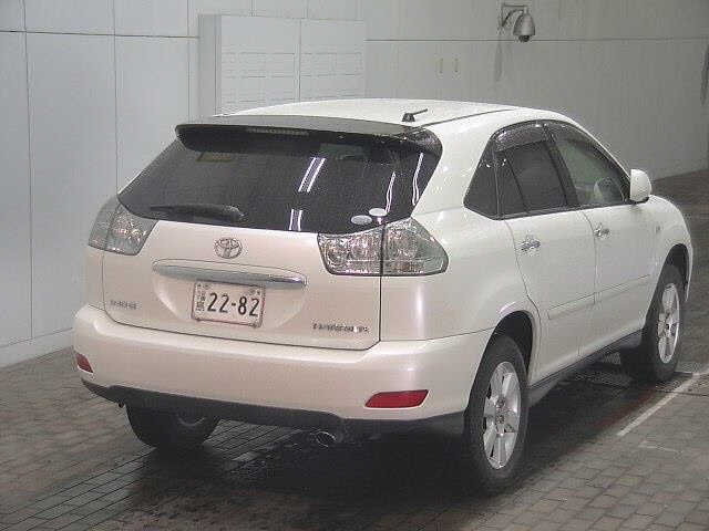 TOYOTA HARRIER 2009