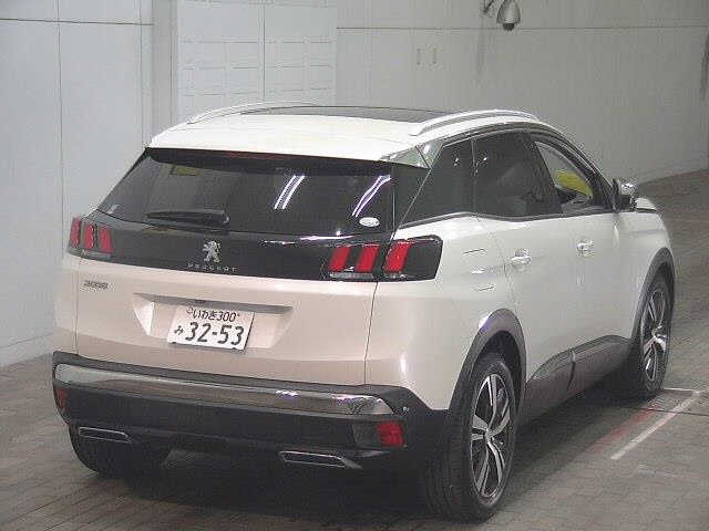 PEUGEOT 3008 2017