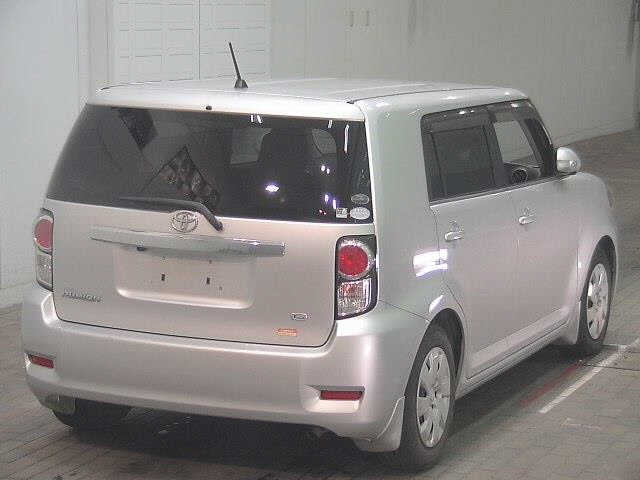 TOYOTA COROLLA RUMION 2010