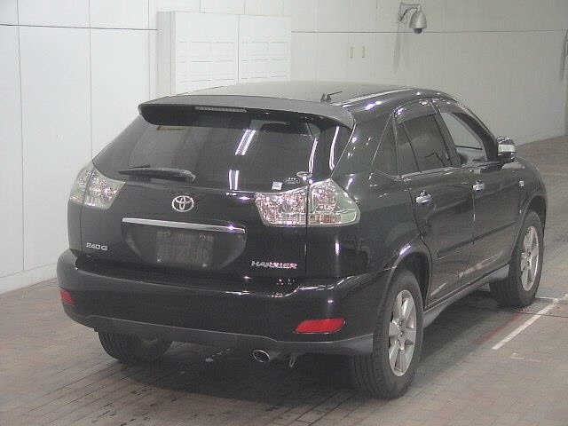 TOYOTA HARRIER 2009