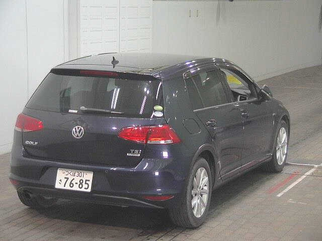 VOLKSWAGEN GOLF 2015