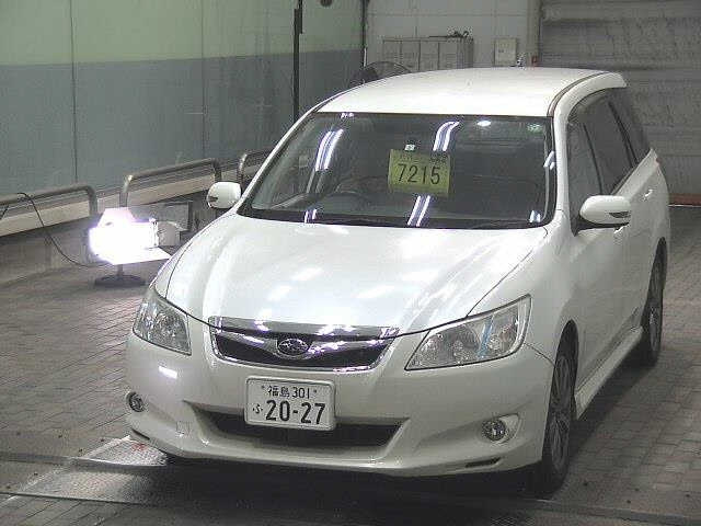 SUBARU EXIGA 2011