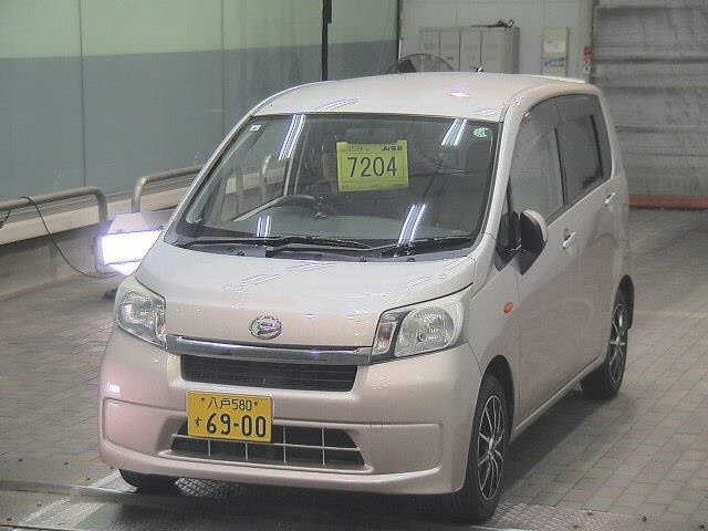 DAIHATSU MOVE 2013