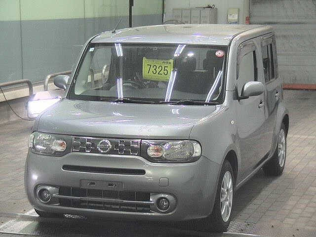 NISSAN CUBE 2010