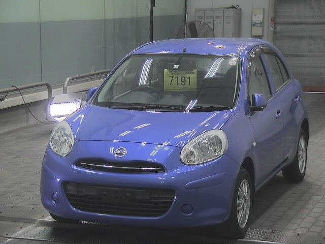 NISSAN MARCH 2010
