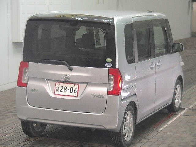 DAIHATSU TANTO 2014