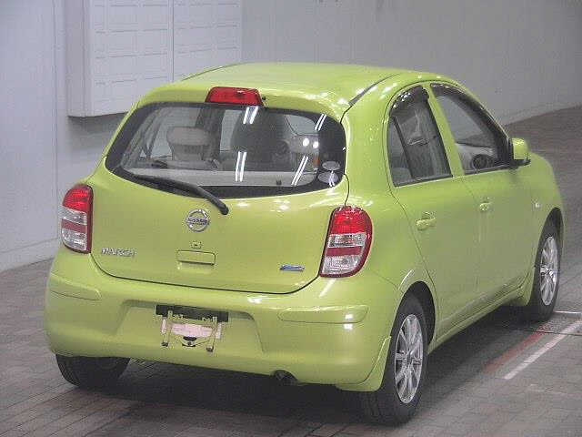 NISSAN MARCH 2010