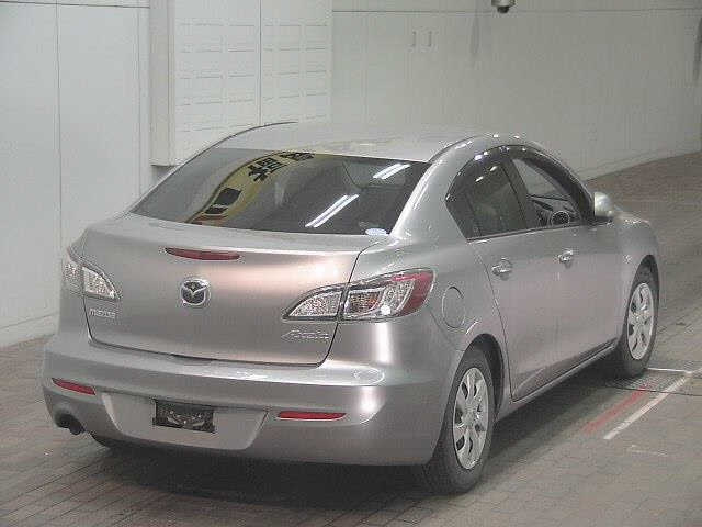 MAZDA AXELA 2011