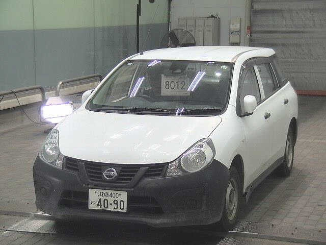 NISSAN AD 2018