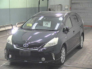TOYOTA PRIUS ALPHA 2012