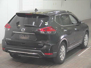 NISSAN X-TRAIL 2018