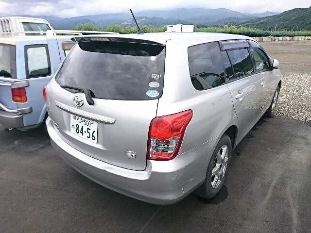 TOYOTA COROLLA FIELDER 2010