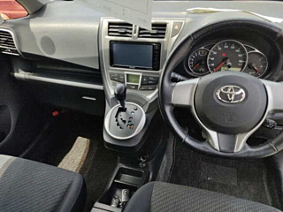 TOYOTA RACTIS 2011