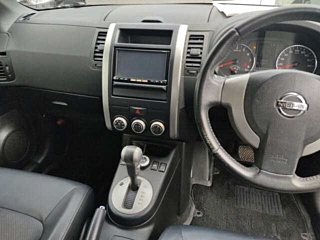 NISSAN X-TRAIL 2013