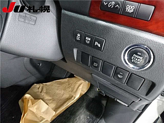 TOYOTA VELLFIRE 2008