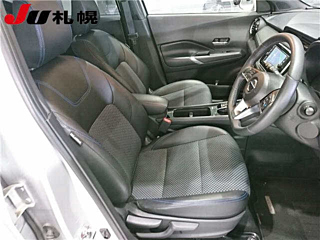 NISSAN KIX 2023