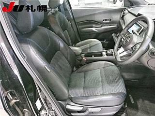 NISSAN KIX 2023