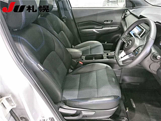 NISSAN KIX 2023
