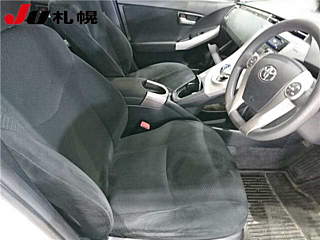 TOYOTA PRIUS PHV 2012