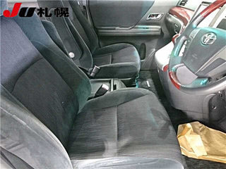 TOYOTA VELLFIRE 2008