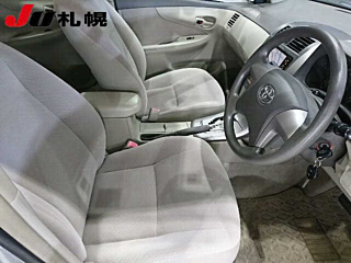 TOYOTA COROLLA AXIO 2011