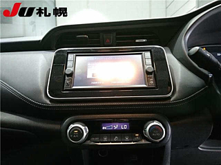 NISSAN KIX 2023