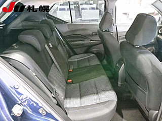 NISSAN KIX 2023