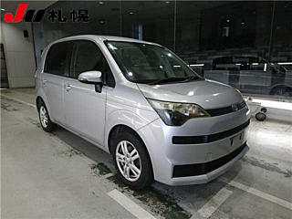 TOYOTA SPADE 2012